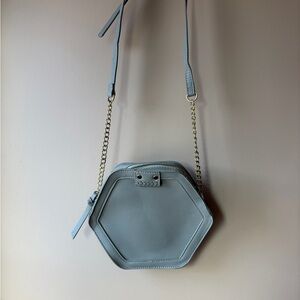 Hexagon Crossbody Bag in Dove Grey